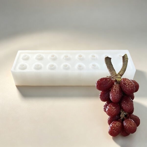 16-Cavity Jujube Silicone Mold – Realistic Date Shape for Candles, Fondant, Soap Decor, and DIY Crafts