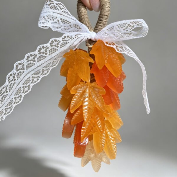 Artisan Maple Leaf Shaped Handmade Soap, Plant Essential Oil, Gentle Cleansing Body Soap, Decorative & Giftable Soap Bar