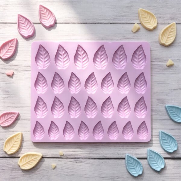 Leaf Shaped Silicone Mold, for Handmade Fruit Soap, DIY Aromatherapy Candles, Baking Chocolate & Cake Decorating
